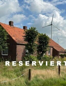 Landhaus mit Stallgebäude und 1.7 ha Ländereien in Großheide - Großheide