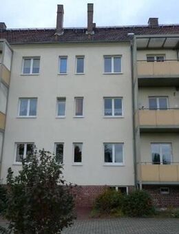 Forst, 3-Raumwohnung mit Balkon am Freibad, Nähe Rosengarten - Forst (Lausitz)