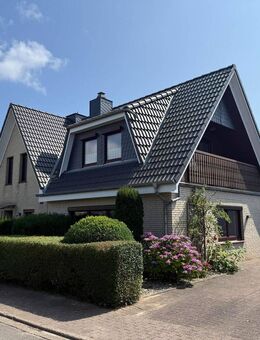 Büsum: Teilsaniertes Einfamilienhaus für die ganze Familie mit Südterrasse und Loggia auf Eigenland - Büsum