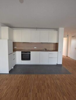 Moderne 2-Zimmer-Wohnung mit Balkon in Kelsterbach - Kelsterbach