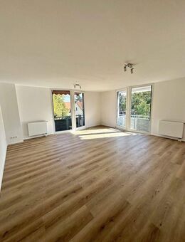 Erstbezug nach umfassender Sanierung: Stilvolle 3-Zimmer WHG mit unmittelbarer Elbnähe & 3-Balkonen - Dresden