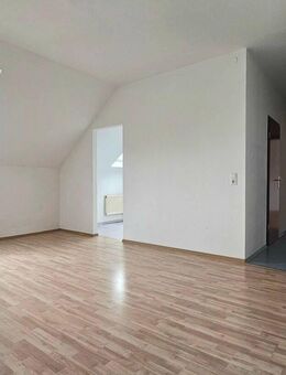 2-Raum Dachgeschoßwohnung - Chemnitz