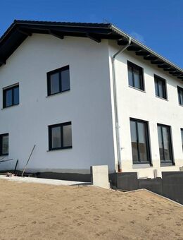 Neubau Doppelhaushälfte Nähe Landshut - Bruckberg (Regierungsbezirk Niederbayern)