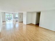 Sofort beziehbar! Gemütliche 4 Zimmer-Erdgeschoss-Wohnung mit Terrasse und TG-Stellplatz! - Weinstadt
