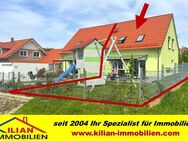 KILIAN IMMOBILIEN! NEUWERTIGE DOPPELHAUSHÄLFTE AUS 2016 MIT 99 M² IN KAMMERSTEIN! WÄRMEPUMPE * BELÜFTUNGSANLAGE * FUSSBODENHEIZUNG * EBK * GARAGE - Kammerstein