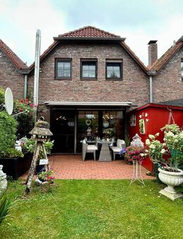Ruhige Lage trifft Rendite: festvermietetes Reihenhaus in Dangast - Varel