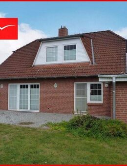Solides Einfamilienhaus mit Vollkeller und Doppelgarage - Rohlstorf