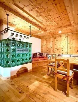 Landhausstil-Einfamilienhaus mit Einliegerwohnung und Gewerbe möglich - Eppishausen