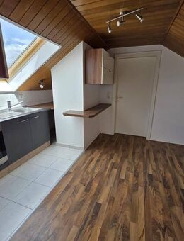 2-Zimmer Dachgeschosswohnung zu vermieten - Schaafheim