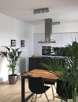 Hochwertige Penthouse-Wohnung inkl. Einbauküche - Düsseldorf