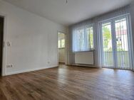 ** Sofort verfügbar! helle renovierte 3-Zi-Wohnung inkl. Balkon und EBK in Stgt.-Zuffenhausen ** - Stuttgart