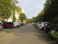 Attraktive 3 1/2 Zimmer-Wohnung im 7. Stock mit Balkon und Blick ins Grüne - Stuttgart