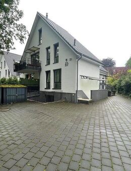 Moderne & Stilvolle Maisonettewohnung mit Balkon in Wellingsbüttel - Hamburg