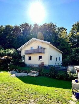 Ein- bis Zweifamilienhaus mit Potenzial in Brannenburg - Brannenburg