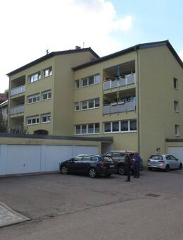 Solide und stressfrei - gut vermietetes 6-Familienhaus mit Garagen - Unterreichenbach