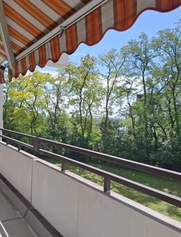 Gut geschnittene, ruhige 2-Zi-Wohnung mit Balkon und TG-Stellplatz inklusive - Wiesbaden