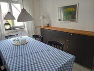 BEFRISTET UND GEMÜTLICH - helle 2 Zimmer-DG-Wohnung in 71032 Böblingen - 2529 - Böblingen