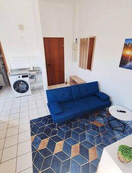 *Ab sofort* voll möbliertes 2-Zimmer Apartment - Esslingen (Neckar)