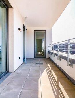 Sonnenverwöhntes Wohnvergnügen mit offener Designküche und Loggia - Ihr neues Zuhause wartet! - Neu Ulm
