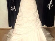 Brautkleid an Gr.XL,IVORY, von affinity bridal - Hannover