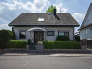 Ein Traum für Familien: Großzügiges Einfamilienhaus mit Pool, Wintergarten, Keller in ruhiger Lage - Rödermark