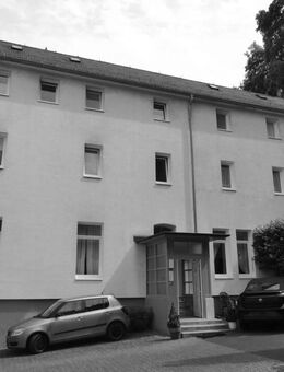 Saniertes Mehrfamilienhaus in begehrter Wohnlage - solide Kapitalanlage mit Zukunft! - Schlangenbad