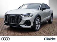 Audi Q3, Sportback S line 35 TDI SONOS, Jahr 2022 - Erfurt