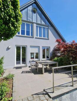 Repräsentatives Villenanwesen für die ganze Familie… - Heigenbrücken