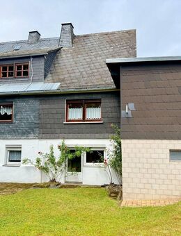 Gepflegte Doppelhaushälfte mit schönen Garten in Reichenbach - Reichenbach (Regierungsbezirk Oberfranken)