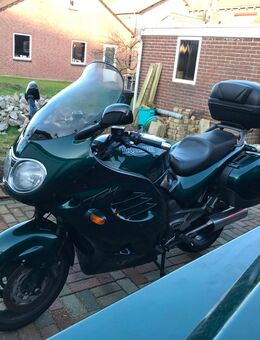 Triumph Trophy 1200 neue Reifen Metzler vorne hinten - Gangelt