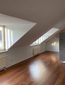 Helle Dachgeschosswohnung in Grenzach-Wyhlen - Grenzach-Wyhlen