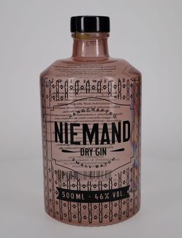 Niemand Dry Gin | 0,5 Liter, 28,50 Euro - Köln