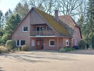 Hofstelle mit großem Wohnhaus, Garagen, Werkstatt und Scheune - Ein ideales Mehrgenerationenobjekt - Heeslingen