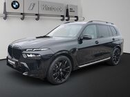 BMW X7, xDrive40i M SPORT Komfortsitz, Jahr 2023 - Eggenfelden