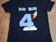 neuwertiges T-shirt 4. Geburtstag für Jungs Gr.110/116 in 53639