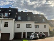 Charmante DG-Maisonette mit Renovierungsbedarf - perfekt für eine liebevolle Familie zum Wohlfühlen! - Marienberg