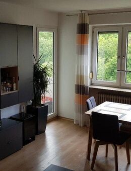 Attraktive 3 Zimmer Wohnung mit Balkon nähe Uni Klinik - Garage optional - Würzburg