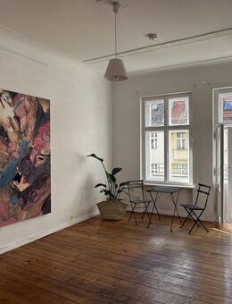Bezugsfreie helle 2-Zimmer Altbauwohnung in der Nähe des Schlosses Charlottenburg (provisionsfrei) - Berlin