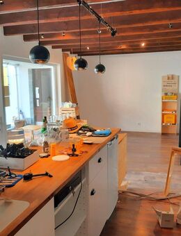 Vielseitiges Dreifamilienhaus mit ausbaufähigem Ladenlokal und Garten in Schlebusch - Leverkusen