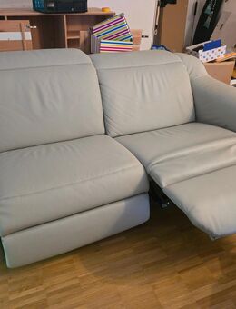 Leder-Couch mit elektrischer Relaxfunktion + Sessel – neuwertig – beidseitig verstellbar - Krefeld