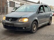 VW Touran Highline AHK. 7 Sitzer - Mainz