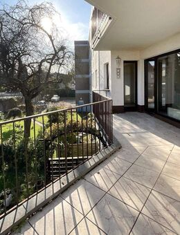 Großzügige 4-Raum-Wohnung mit zwei Balkonen und Blick ins Grüne in Styrum! - Mülheim (Ruhr)