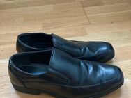 Men's shoe made of black leather. Size 40. - Berlin