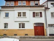 Neues Angebot! Geräumiges Dreifamilienhaus mit zwei freien Wohnungen! - Ludwigshafen (Rhein)