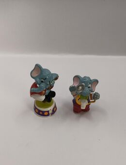 2 Ü-Ei Figur- Happy Hippo Hochzeit Figuren als Set zusammen - Essen