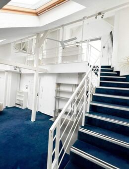 Außergewöhnliche 3,5-Zimmer Altbau-Maisonette-Wohnung - Frankfurt (Main)