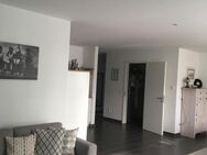 Moderne 3,5-Zimmer Wohnung mit Garten und Terrasse sowie einem TG-Stellplatz - Karlsdorf-Neuthard