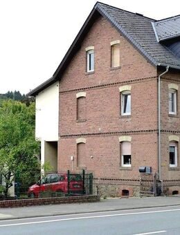 Zweifamilienhaus in zentraler Lage - Aßlar