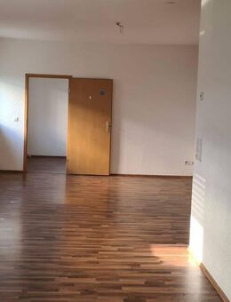 Eine schöne 2-Zimmer-Wohnung mit offener Küche - Pforzheim