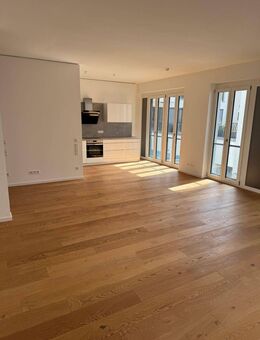 Modernität und gutes Design - 2-Zimmer-Wohnung mit Terrasse! - München